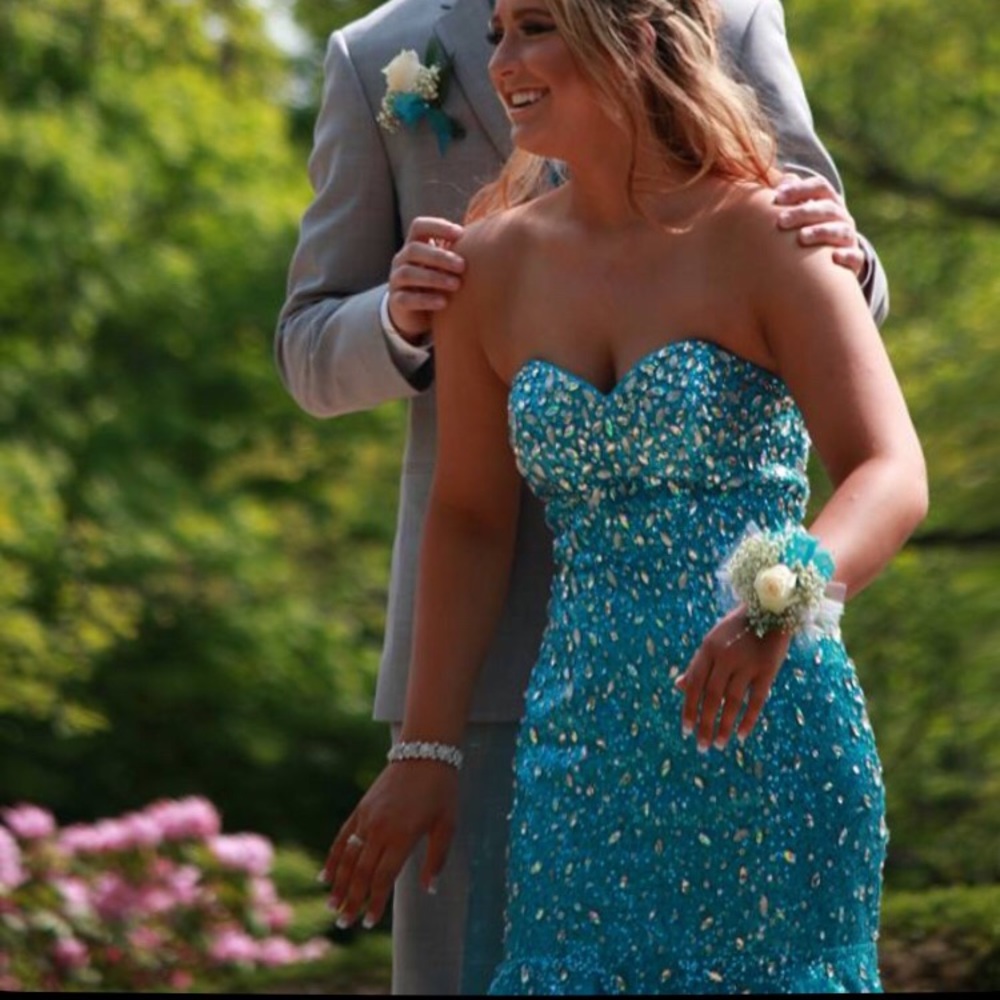 Prom dress